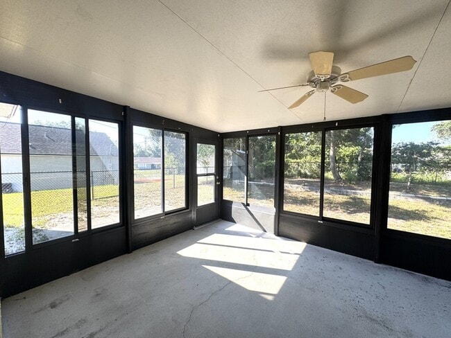 Building Photo - 1648 Dunlap Dr