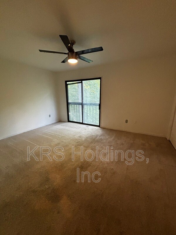 Building Photo - 9629 Groundhog Dr
