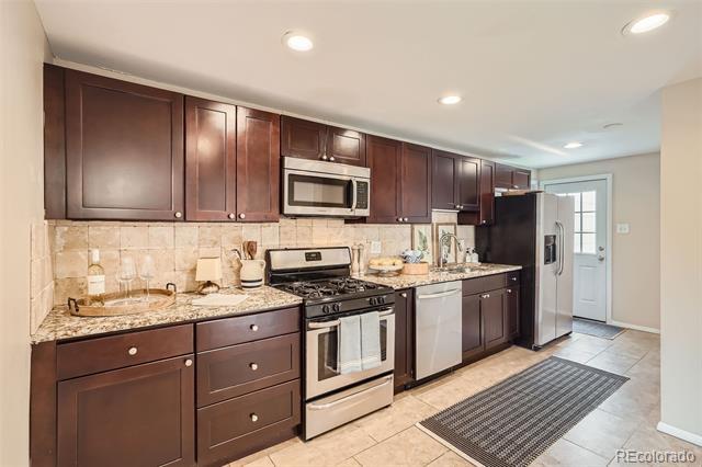 Building Photo - 4315 Newland St