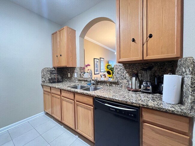 Building Photo - The perfect home waiting for you! FULLY FU...