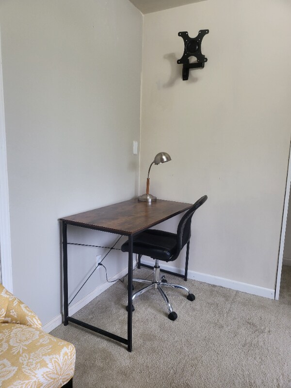 Building Photo - 24203 36th Ave S