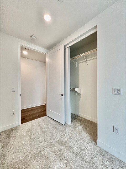 Building Photo - 2512 Rivington