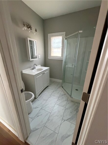 Building Photo - 501-501 Clarendon St