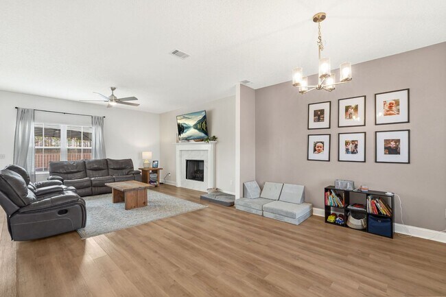 Building Photo - Like New Construction in Ludowici