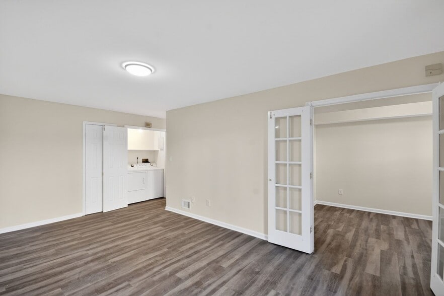 Building Photo - 111 Keystone Ct