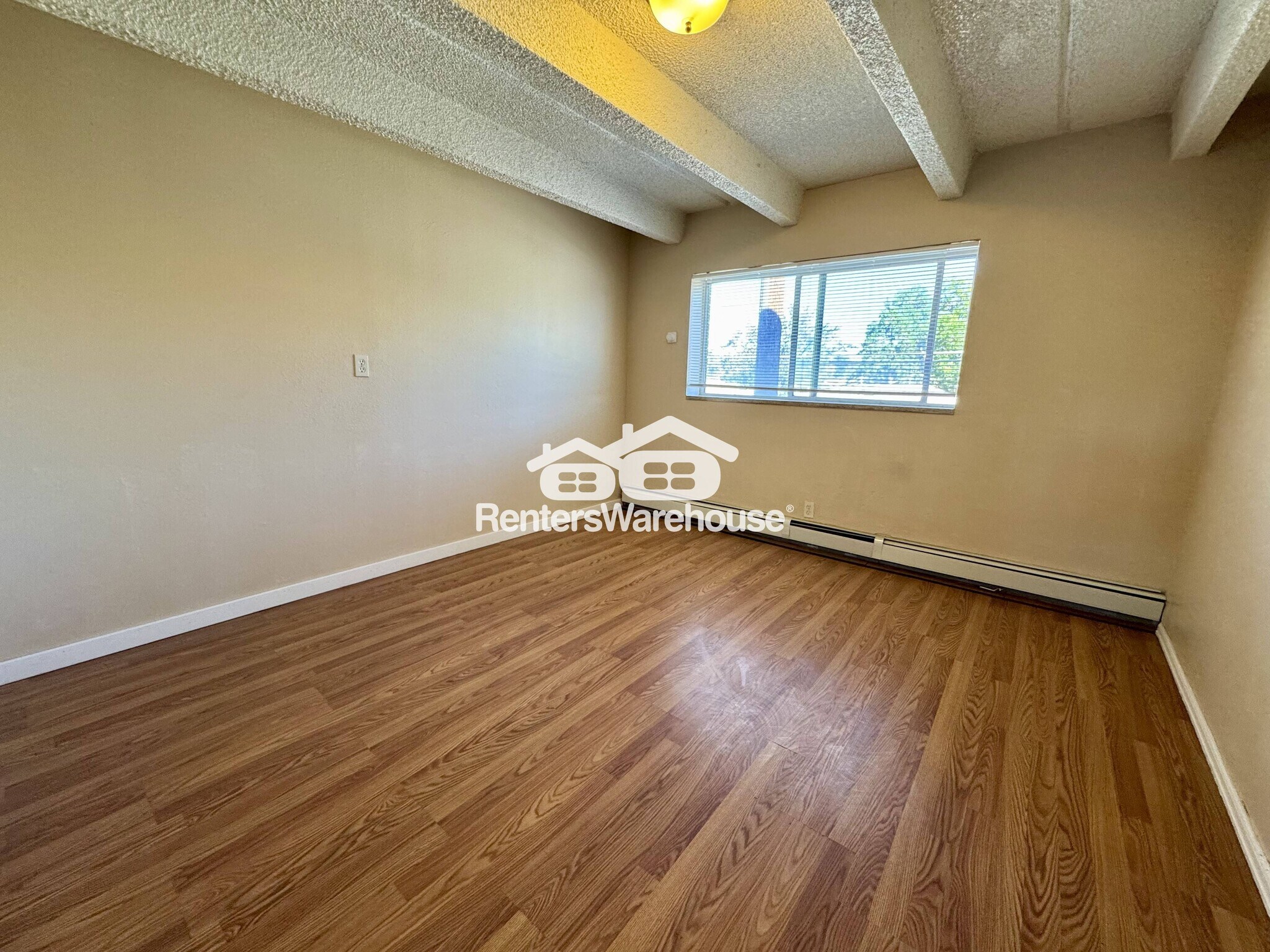 Building Photo - 1180 Yosemite St