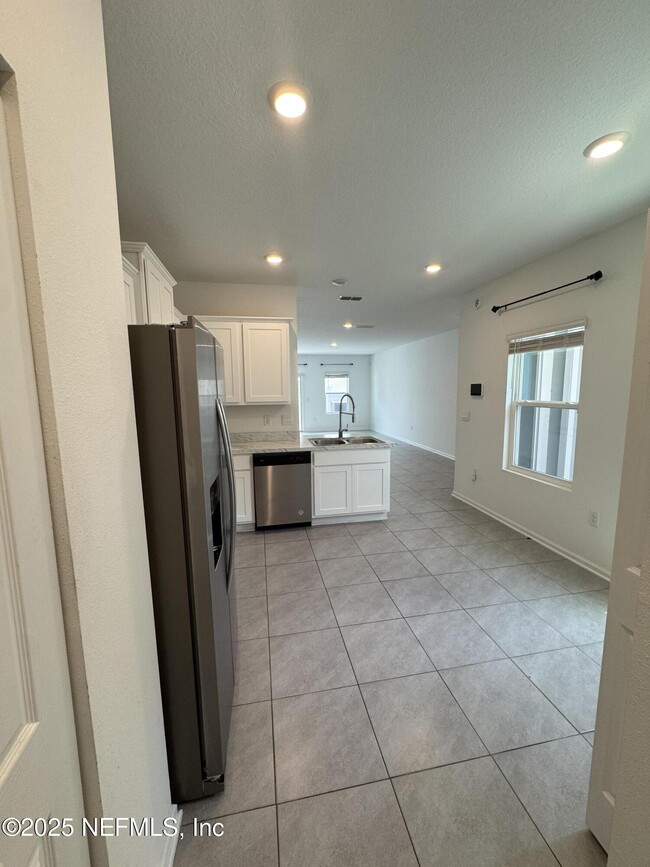 Building Photo - 4021 Haymon Ave