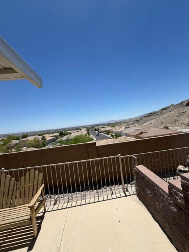 Building Photo - 2 bed 2 bath in Quail Ridge