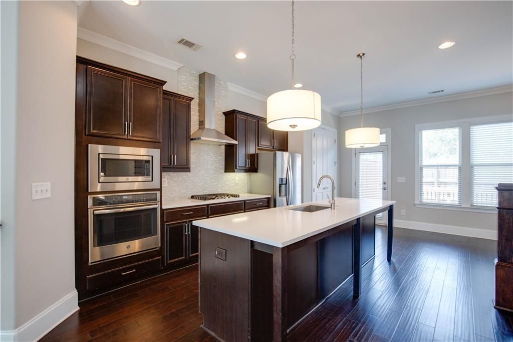 Building Photo - 1959 Townsend Ct