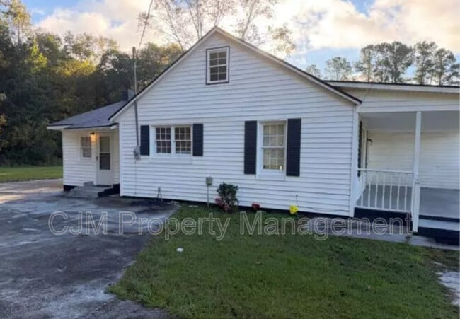 Building Photo - 569 E Main St