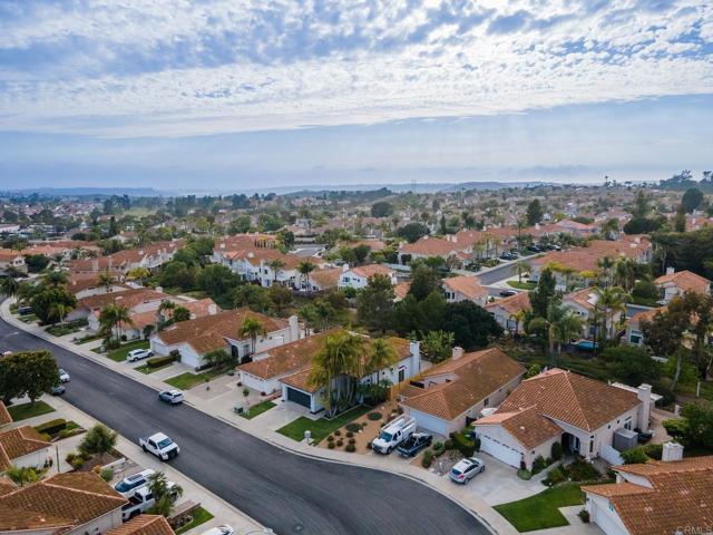 Building Photo - 3762 Via Del Rancho