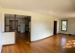 Building Photo - 24 Saint Anthony St