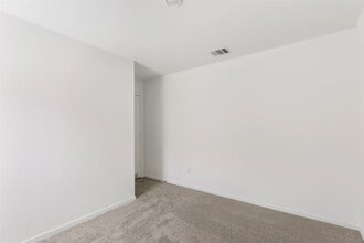 Building Photo - 917 Capracotta Dr
