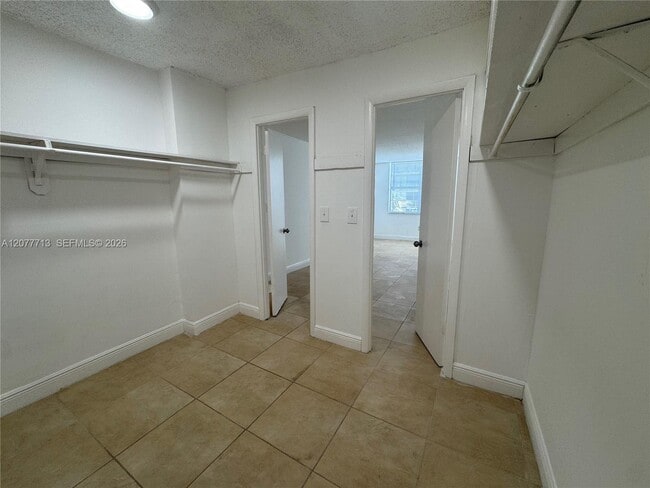 Building Photo - 488 NW 165th St