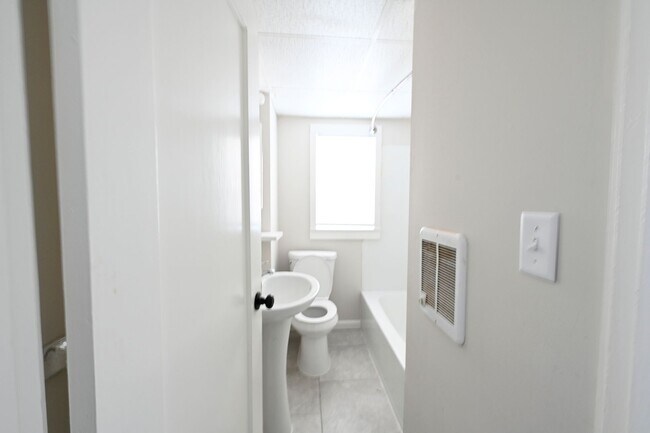 Building Photo - 3325 OH-39