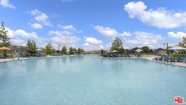 Building Photo - 61 Harness Wy