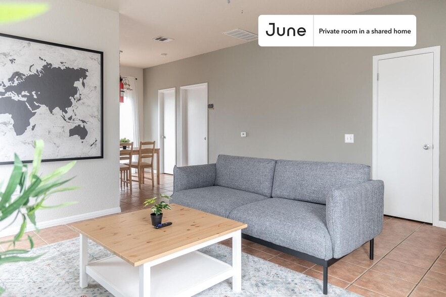 Building Photo - Room in Shared 5 bed/2 bath home