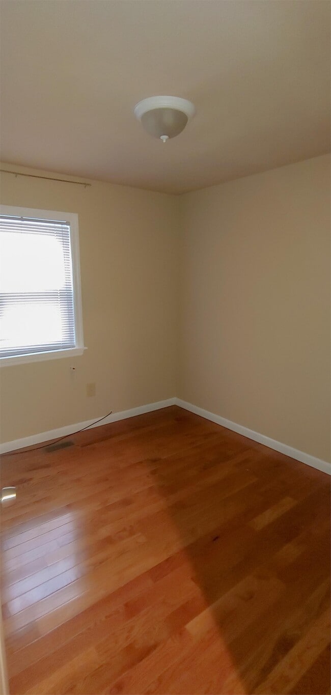 Building Photo - 1797 Cedaridge Dr