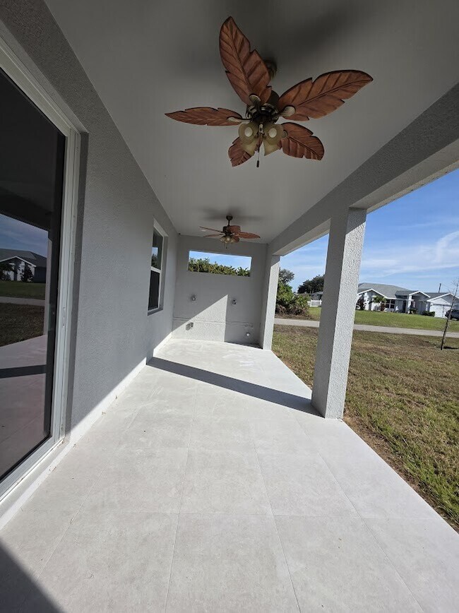 Building Photo - 3717 16th St W