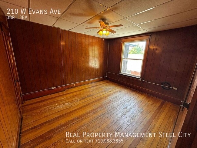 Building Photo - 210 W Evans Ave