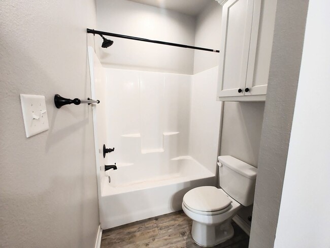 Building Photo - AUGUST PRE-LEASE! Modern 3-Bedroom Apartment with 2-Car Garage – Recently Constructed in Lubbock,...