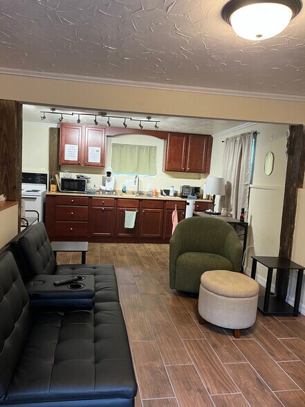 Building Photo - 3091 64th St SW