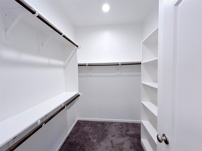 Building Photo - 5019 Pr Ter Ln