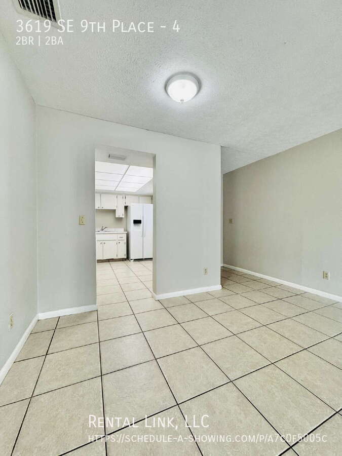 Building Photo - 3619 SE 9th Pl