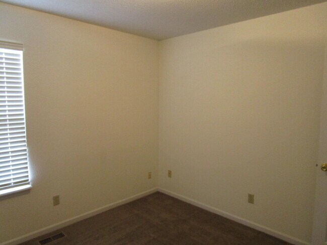 Building Photo - 4304 Cheryl Ct