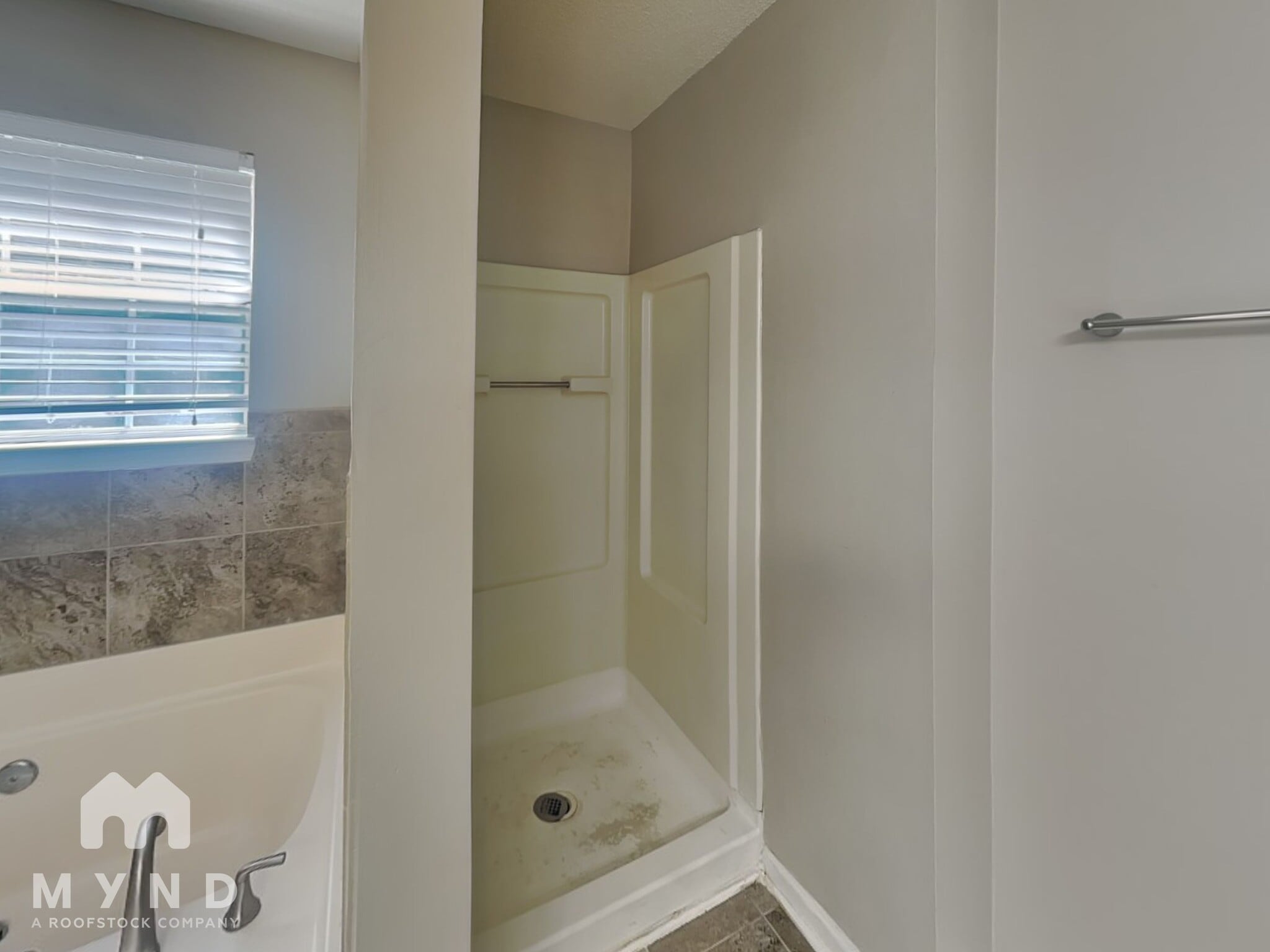 Building Photo - 206 Brandon Ridge Cir