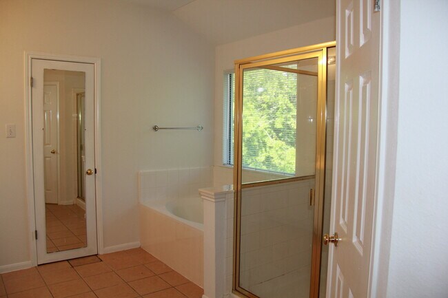 Building Photo - NORTH -   Harris Ridge SBDV