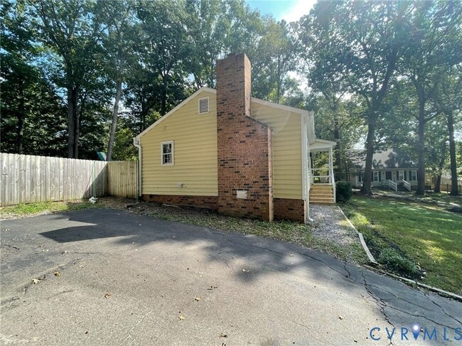 Building Photo - 115 Big Meadows Terrace