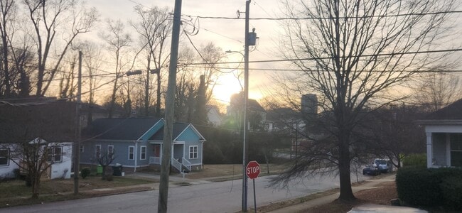 Building Photo - 202 Selwyn Alley