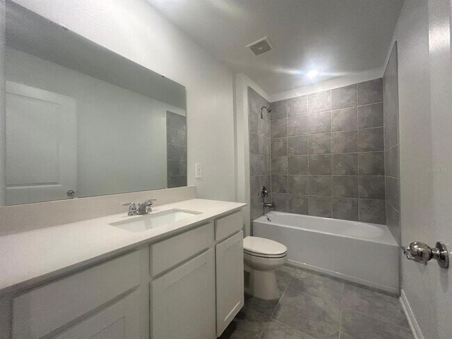 Building Photo - 1417 Austin St