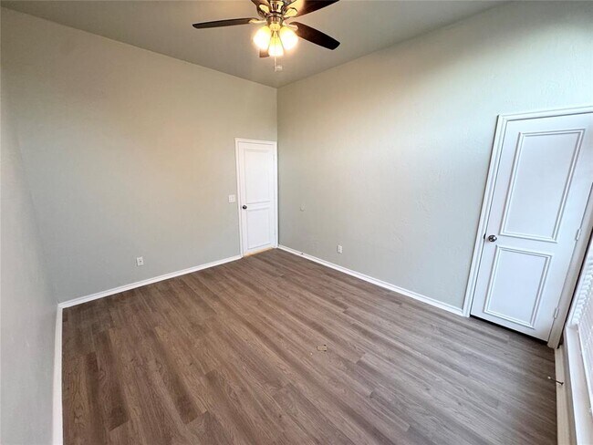 Building Photo - 8225 NW 83rd Pl