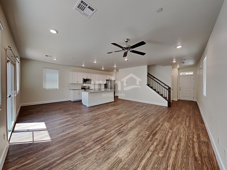 Building Photo - 75 Foxridge Swings Ln
