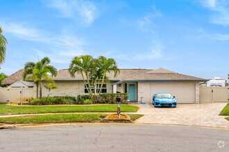 Building Photo - 1710 Vega Ave