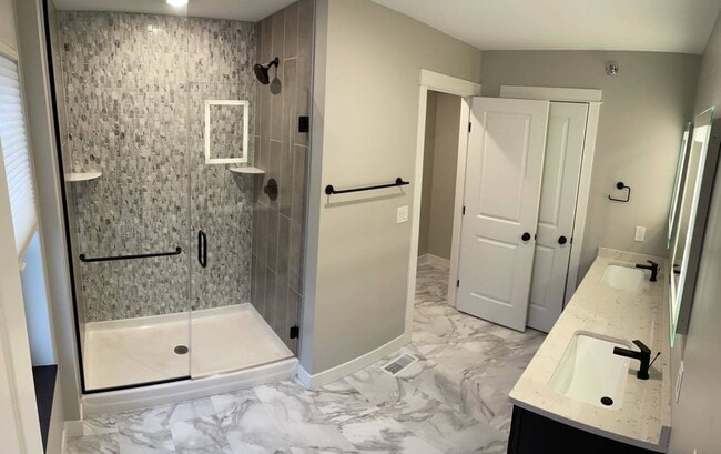 Building Photo - 5853 41st St S