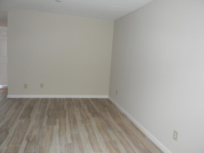 Building Photo - 1036 Ashley Ave