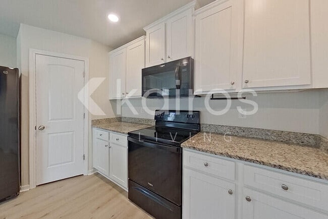 Building Photo - 304 Common Reed Dr