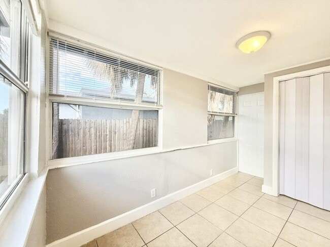 Building Photo - 1914 31st St S