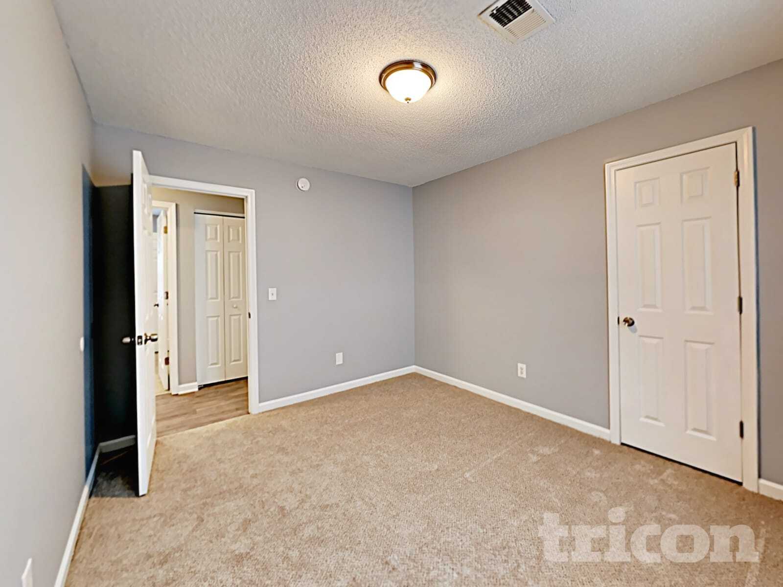 Building Photo - 19 Sterling Ridge Ct