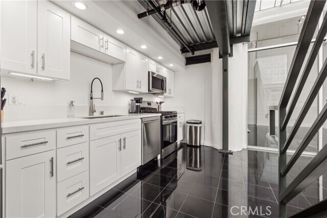 Building Photo - 420 San Pedro St