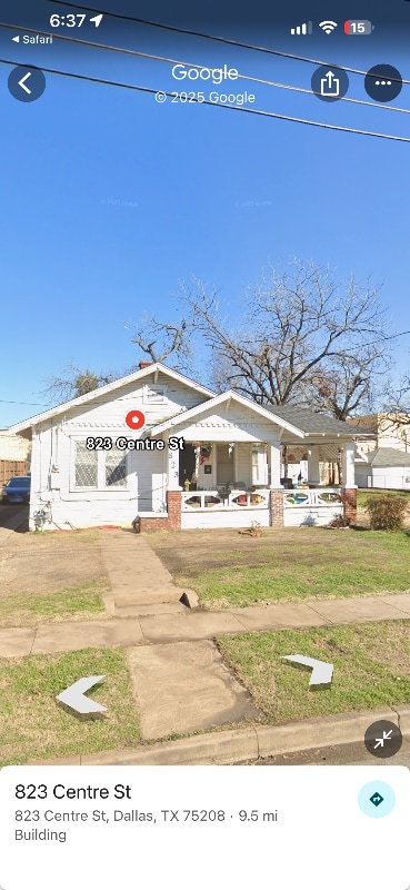 Building Photo - 823 Centre St