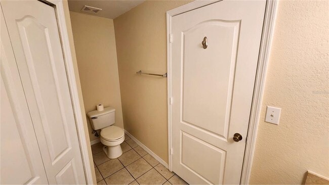 Building Photo - 4106 Central Sarasota Pkwy