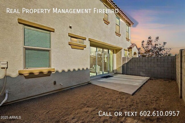 Building Photo - 1080 S 151st Ln