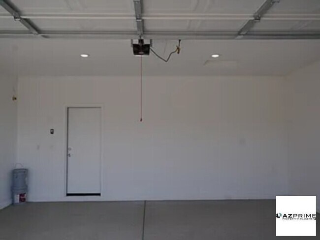 Primary Photo - Nice Homes