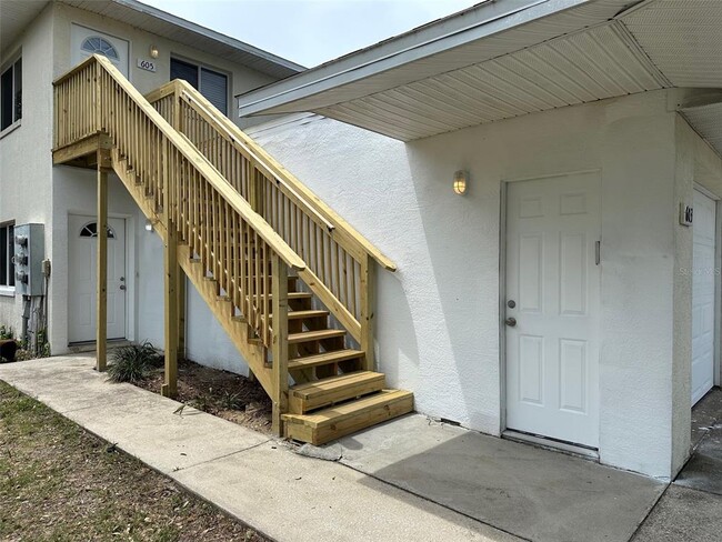 Primary Photo - 605 2nd Ave E