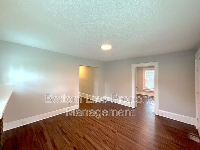 Building Photo - 2225 Celia Ave