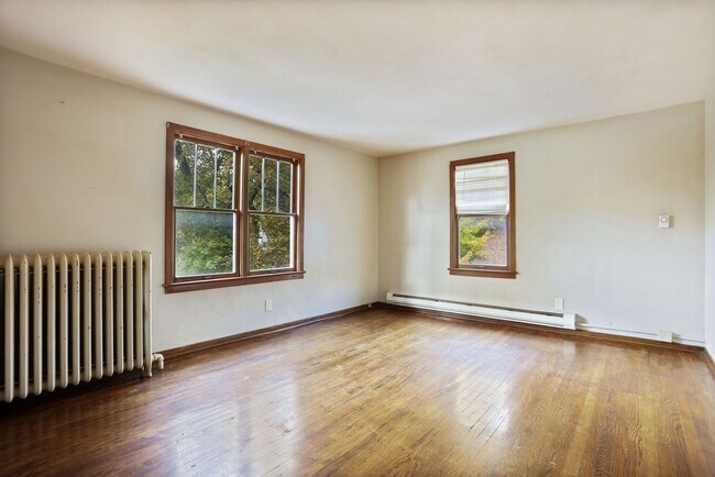 Building Photo - 602 Townsend St
